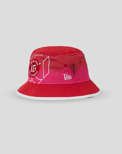New Era AOP Bucket Weifir - Welsh Fire - Red