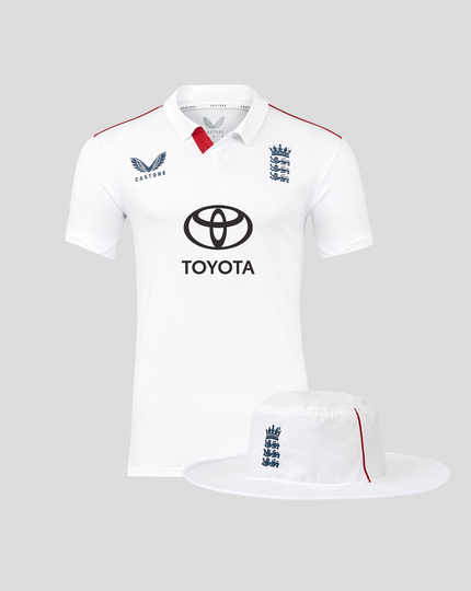JUNIORS TEST SHIRT AND HAT BUNDLE - WORTH £95